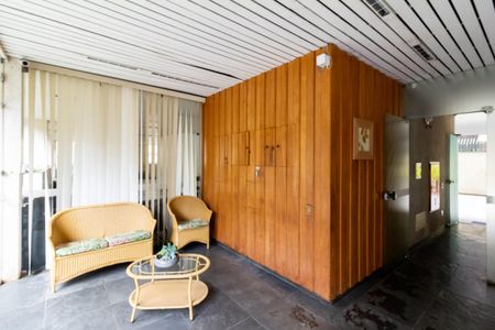 Apartamento para alugar com 160m², 2 quartos e 2 vagas Apartamento para alugar com 160m², 2 quartos e 2 vagasEntrada