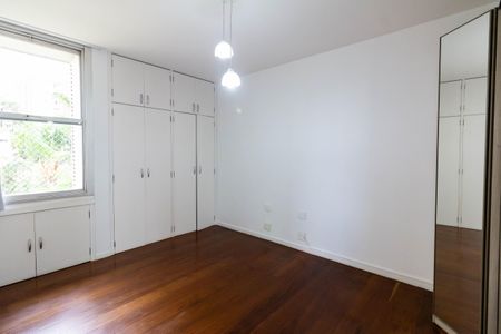 Apartamento para alugar com 160m², 2 quartos e 2 vagas Apartamento para alugar com 160m², 2 quartos e 2 vagasQuarto 2