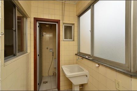 Apartamento para alugar com 85m², 3 quartos e 1 vagaÁrea de Serviço