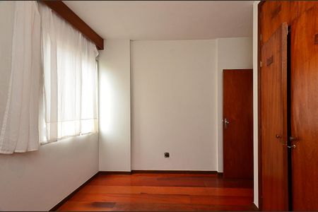 Apartamento para alugar com 85m², 3 quartos e 1 vagaQuarto 2