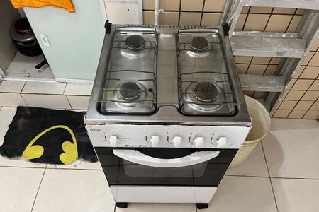 Cozinha de kitnet/studio para alugar com 1 quarto, 20m² em Aparecida, Santos