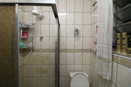 Casa à venda com 138m², 3 quartos e 2 vagasBanheiro