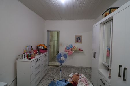 Casa à venda com 138m², 3 quartos e 2 vagasQuarto 2