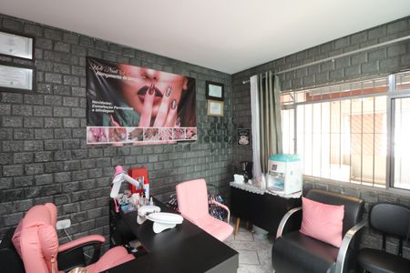 Casa à venda com 138m², 3 quartos e 2 vagasQuarto
