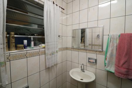 Casa à venda com 138m², 3 quartos e 2 vagasBanheiro