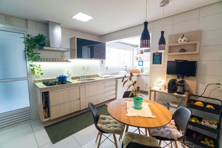 Apartamento à venda com 130m², 4 quartos e 3 vagasCozinha