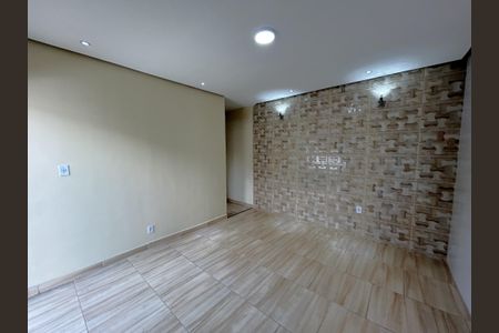 Sala de casa à venda com 2 quartos, 60m² em Quintino Bocaiúva, Rio de Janeiro