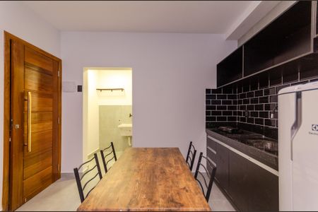 Studio para alugar com 23m², 1 quarto e sem vaga Studio para alugar com 23m², 1 quarto e sem vagaCozinha