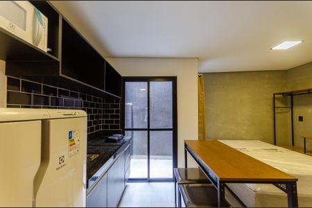 Studio para alugar com 23m², 1 quarto e sem vaga Studio para alugar com 23m², 1 quarto e sem vagaCozinha