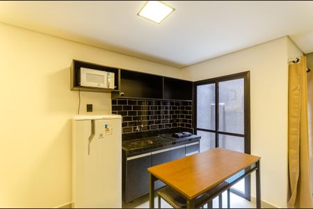 Studio para alugar com 23m², 1 quarto e sem vaga Studio para alugar com 23m², 1 quarto e sem vagaCozinha