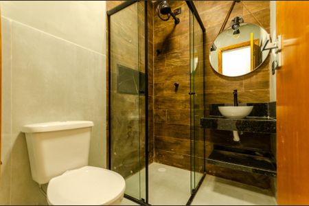 Banheiro de kitnet/studio para alugar com 1 quarto, 23m² em Itaberaba, São Paulo