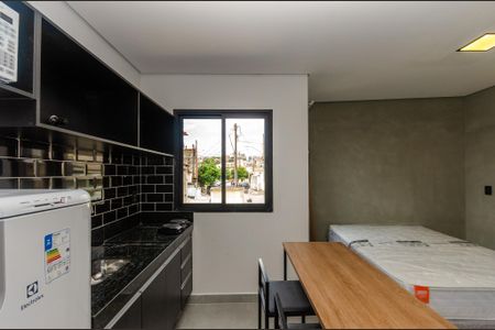 Cozinha de kitnet/studio para alugar com 1 quarto, 23m² em Itaberaba, São Paulo