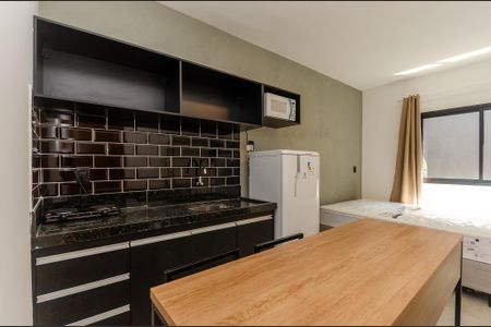 Cozinha de kitnet/studio para alugar com 1 quarto, 23m² em Itaberaba, São Paulo