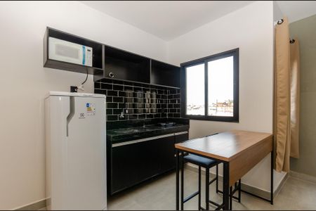Studio para alugar com 23m², 1 quarto e sem vaga Studio para alugar com 23m², 1 quarto e sem vagaCozinha