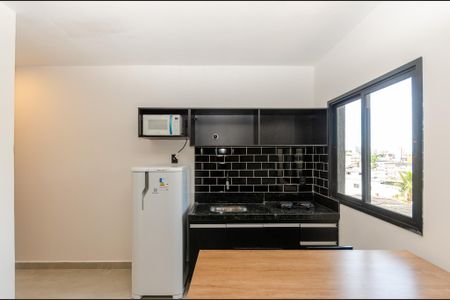 Cozinha de kitnet/studio para alugar com 1 quarto, 23m² em Itaberaba, São Paulo
