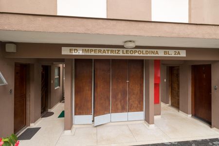 Apartamento à venda com 57m², 2 quartos e 1 vaga Apartamento à venda com 57m², 2 quartos e 1 vagaEntrada do Bloco