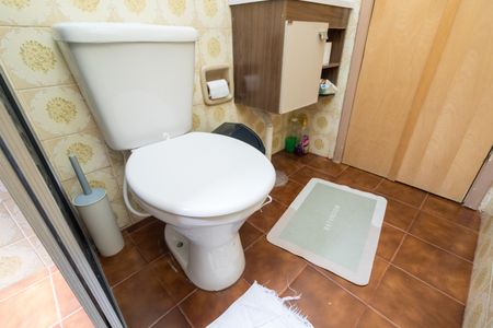 Apartamento à venda com 57m², 2 quartos e 1 vaga Apartamento à venda com 57m², 2 quartos e 1 vagaBanheiro