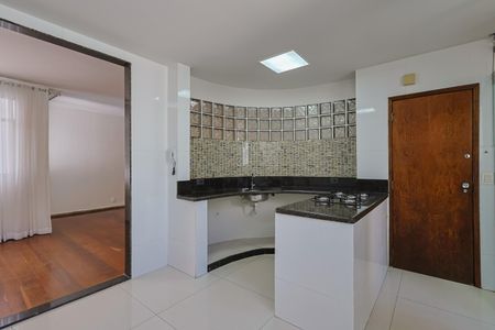 Apartamento à venda com 3 quartos, 110m² em Sion, Belo Horizonte