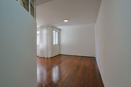 Apartamento à venda com 3 quartos, 110m² em Sion, Belo Horizonte
