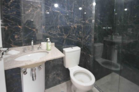 Apartamento para alugar com 65m², 2 quartos e 1 vaga Apartamento para alugar com 65m², 2 quartos e 1 vagaBanheiro Social