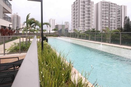 Apartamento para alugar com 65m², 2 quartos e 1 vaga Apartamento para alugar com 65m², 2 quartos e 1 vagaÁrea comum - Piscina