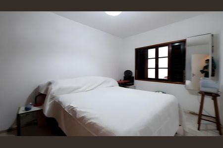 Casa para alugar com 250m², 2 quartos e 1 vaga