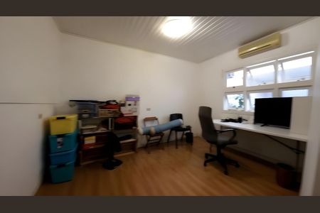 Casa para alugar com 250m², 2 quartos e 1 vaga