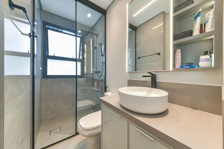 Apartamento à venda com 134m², 2 quartos e 2 vagas Apartamento à venda com 134m², 2 quartos e 2 vagasBanheiro da Suíte 1