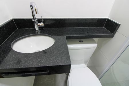 Apartamento para alugar com 29m², 2 quartos e sem vaga Apartamento para alugar com 29m², 2 quartos e sem vagaBanheiro