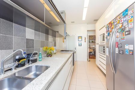 Apartamento para alugar com 4 quartos, 302m² em Perdizes, São Paulo