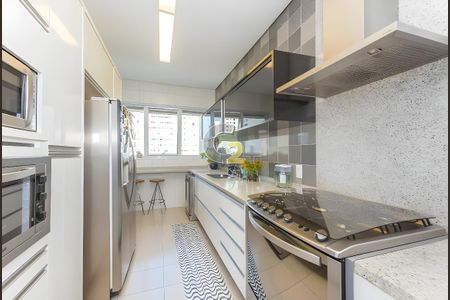 Apartamento para alugar com 4 quartos, 302m² em Perdizes, São Paulo