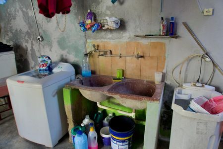 Casa à venda com 360m², 2 quartos e sem vaga