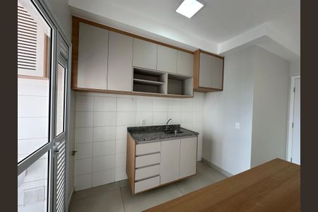 Apartamento à venda com 54m², 2 quartos e 1 vagaCozinha