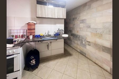 Casa à venda com 188m², 4 quartos e 2 vagas Casa à venda com 188m², 4 quartos e 2 vagasCozinha 2