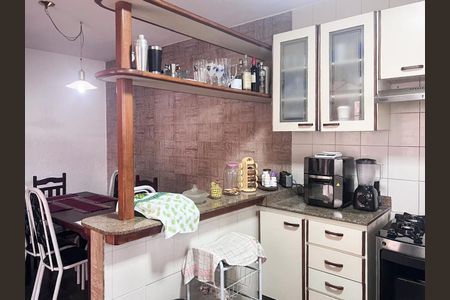 Cozinha de casa à venda com 4 quartos, 188m² em Renascença, Belo Horizonte