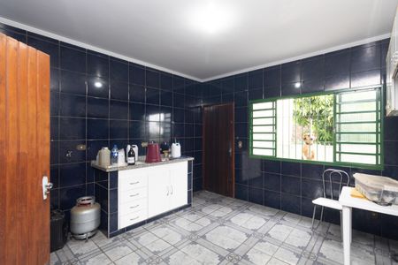 Casa para alugar com 173m², 4 quartos e 2 vagas Casa para alugar com 173m², 4 quartos e 2 vagasCozinha casa 2