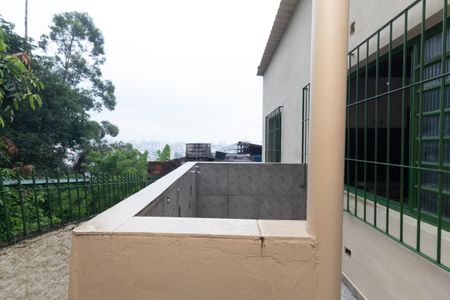 Casa para alugar com 173m², 4 quartos e 2 vagas Casa para alugar com 173m², 4 quartos e 2 vagasVaranda