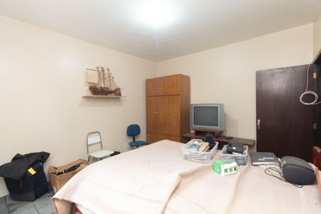 Casa para alugar com 173m², 4 quartos e 2 vagas Casa para alugar com 173m², 4 quartos e 2 vagasQuarto casa 2