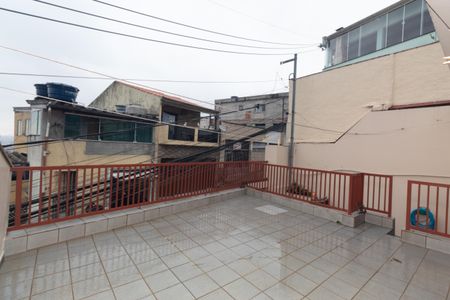 Casa para alugar com 173m², 4 quartos e 2 vagas Casa para alugar com 173m², 4 quartos e 2 vagasVaranda