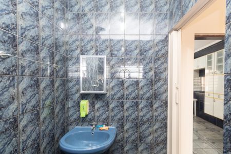 Casa para alugar com 173m², 4 quartos e 2 vagas Casa para alugar com 173m², 4 quartos e 2 vagasBanheiro casa 2