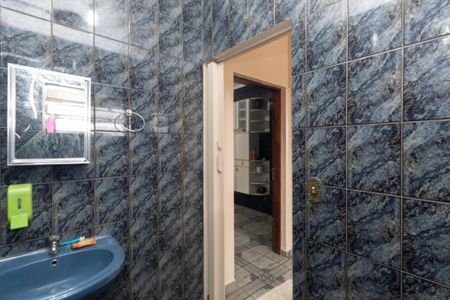 Casa para alugar com 173m², 4 quartos e 2 vagas Casa para alugar com 173m², 4 quartos e 2 vagasBanheiro casa 2