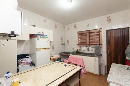 Casa para alugar com 173m², 4 quartos e 2 vagas Casa para alugar com 173m², 4 quartos e 2 vagasCozinha casa 1