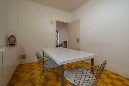 Apartamento à venda com 186m², 3 quartos e 1 vaga Apartamento à venda com 186m², 3 quartos e 1 vagaSala de Almoço
