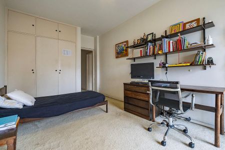 Apartamento à venda com 186m², 3 quartos e 1 vaga Apartamento à venda com 186m², 3 quartos e 1 vagaQuarto 2