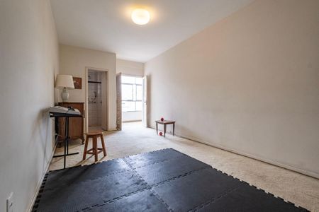 Apartamento à venda com 186m², 3 quartos e 1 vaga Apartamento à venda com 186m², 3 quartos e 1 vagaSuíte