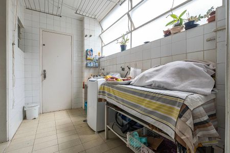 Apartamento à venda com 186m², 3 quartos e 1 vaga Apartamento à venda com 186m², 3 quartos e 1 vagaLavanderia