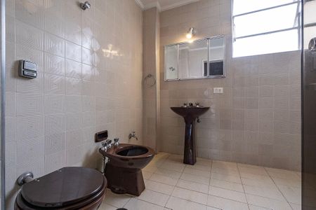 Apartamento à venda com 186m², 3 quartos e 1 vaga Apartamento à venda com 186m², 3 quartos e 1 vagaBanheiro Social