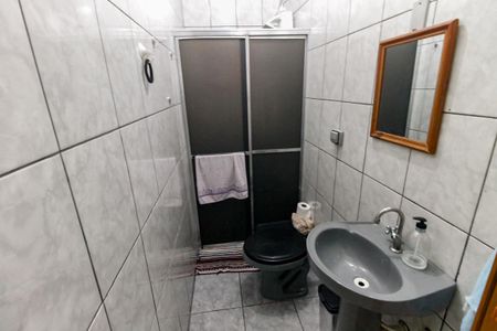 Banheiro de casa para alugar com 3 quartos, 90m² em Jardim Saint Moritz, Taboão da Serra