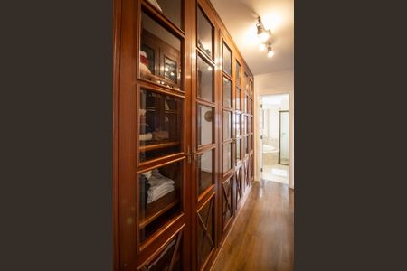 Apartamento para alugar com 250m², 5 quartos e 3 vagasCloset Suíte 4