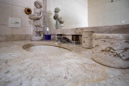 Apartamento para alugar com 250m², 5 quartos e 3 vagas Banheiro Suíte 1